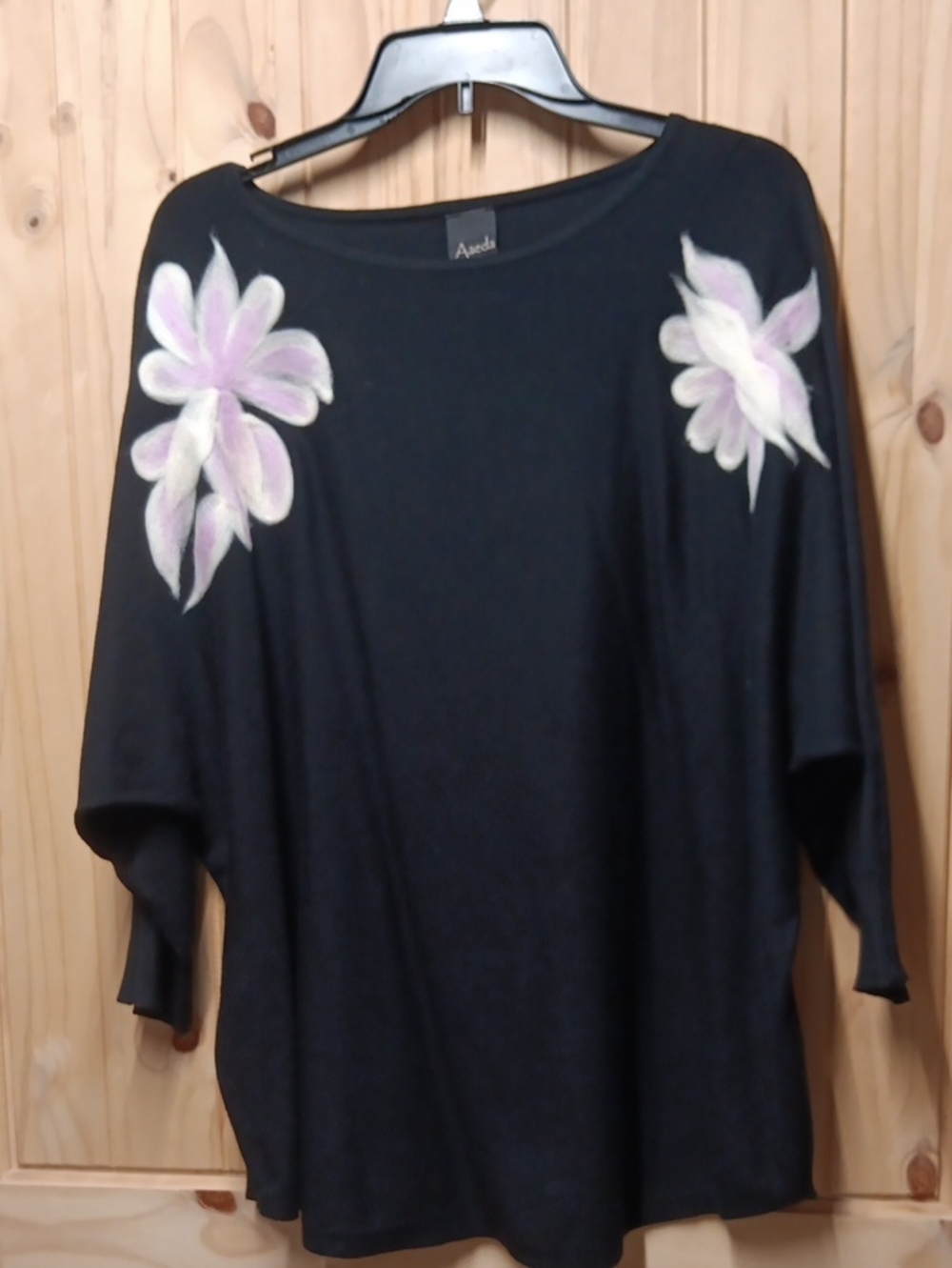 Aaeda Knit Top With Flowers At Shoulders